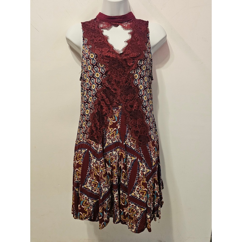 Entro Burgundy Mixed Print Lace Trim Sleeveless‎ Mini Dress D5639 Small
